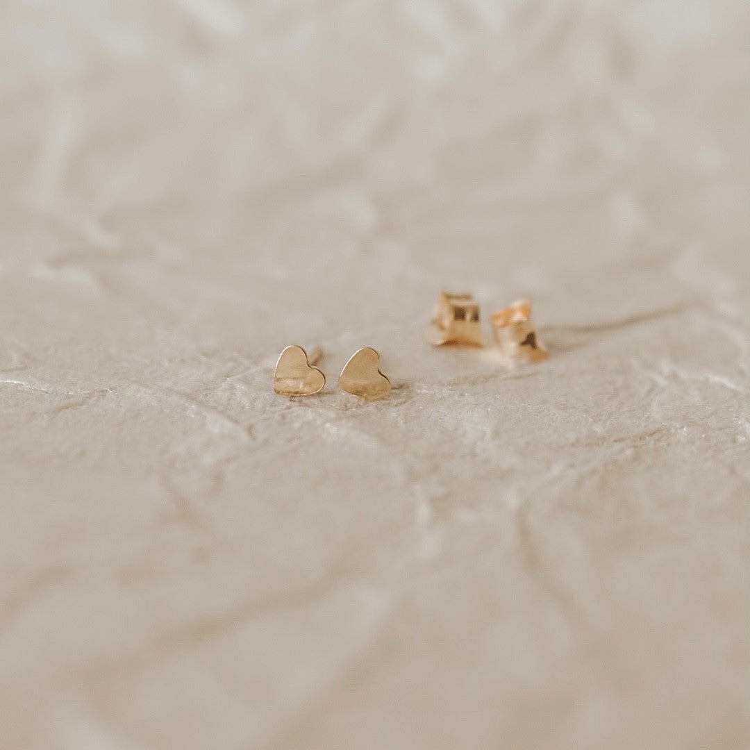 Ari Heart Studs